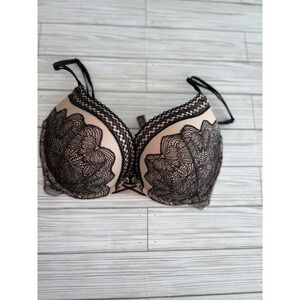 Victorias Secret Very Sexy Push Up Bra 32DDD Blk Lace Nude Underwire 365421-093